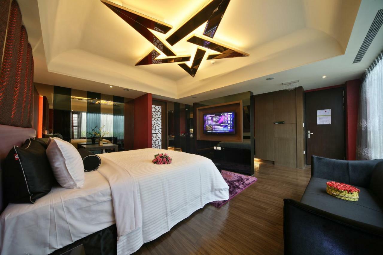 Doule Motel Taichung Eksteriør bilde