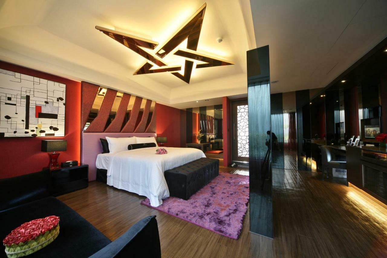 Doule Motel Taichung Eksteriør bilde