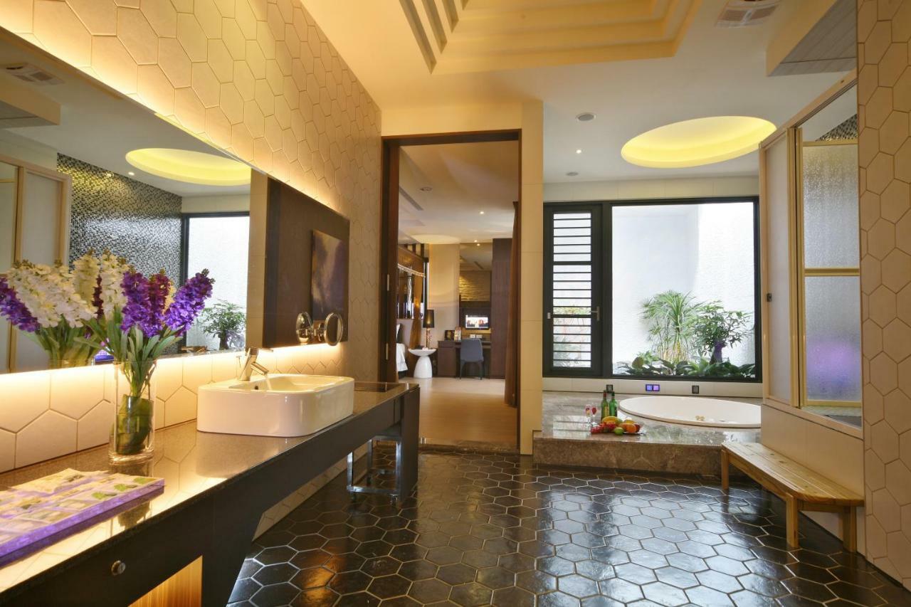 Doule Motel Taichung Eksteriør bilde