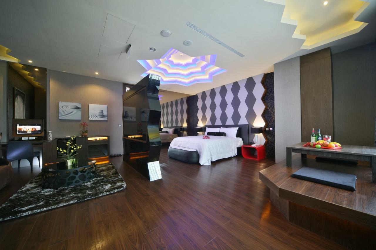 Doule Motel Taichung Eksteriør bilde