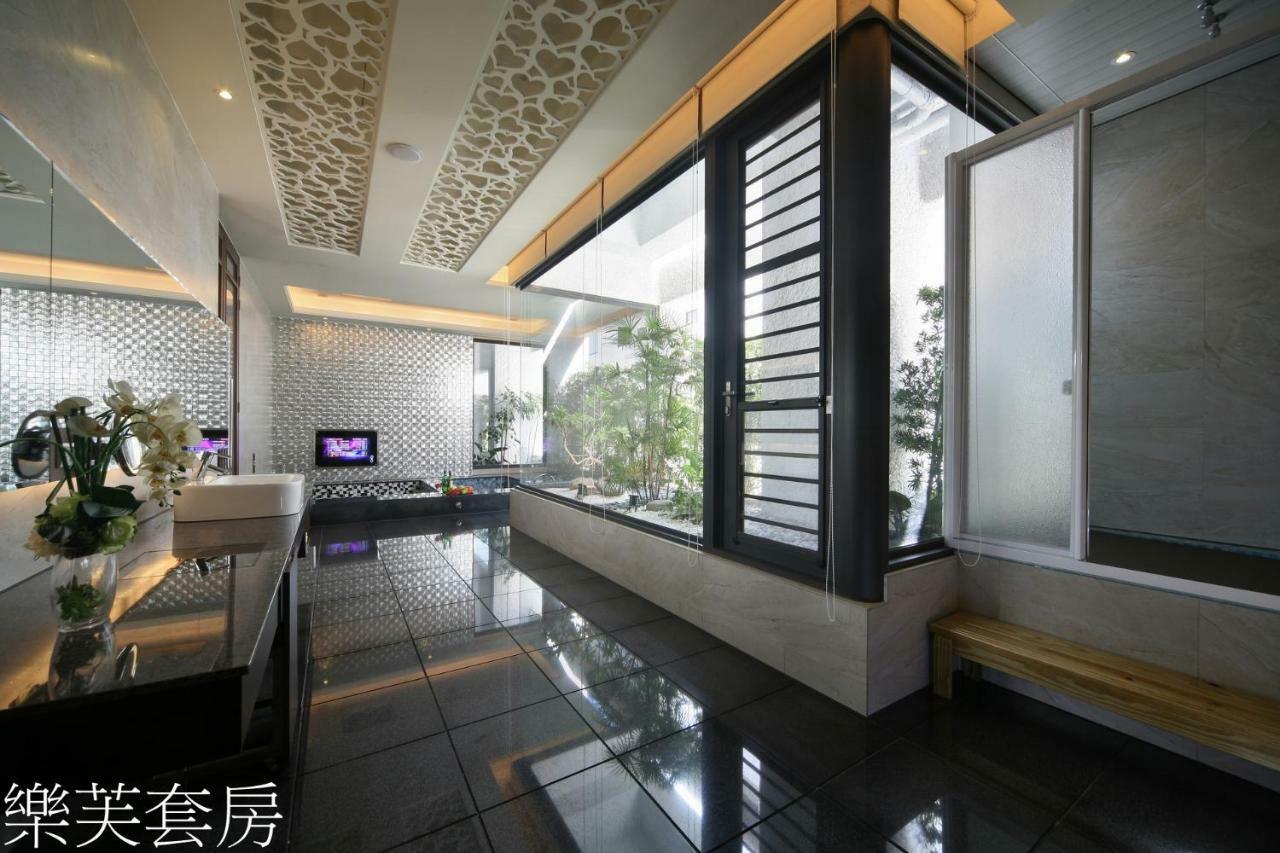 Doule Motel Taichung Eksteriør bilde