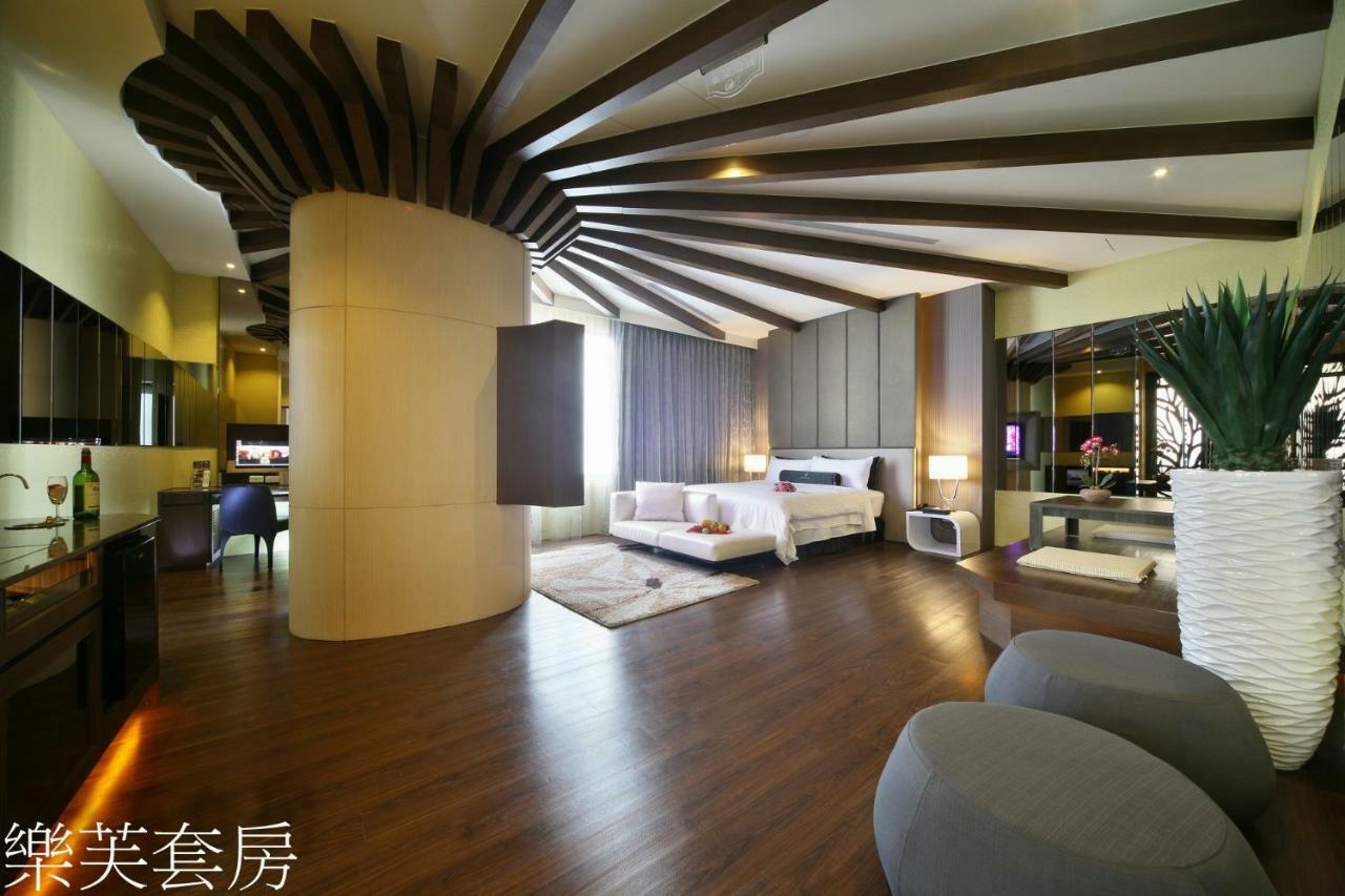 Doule Motel Taichung Eksteriør bilde