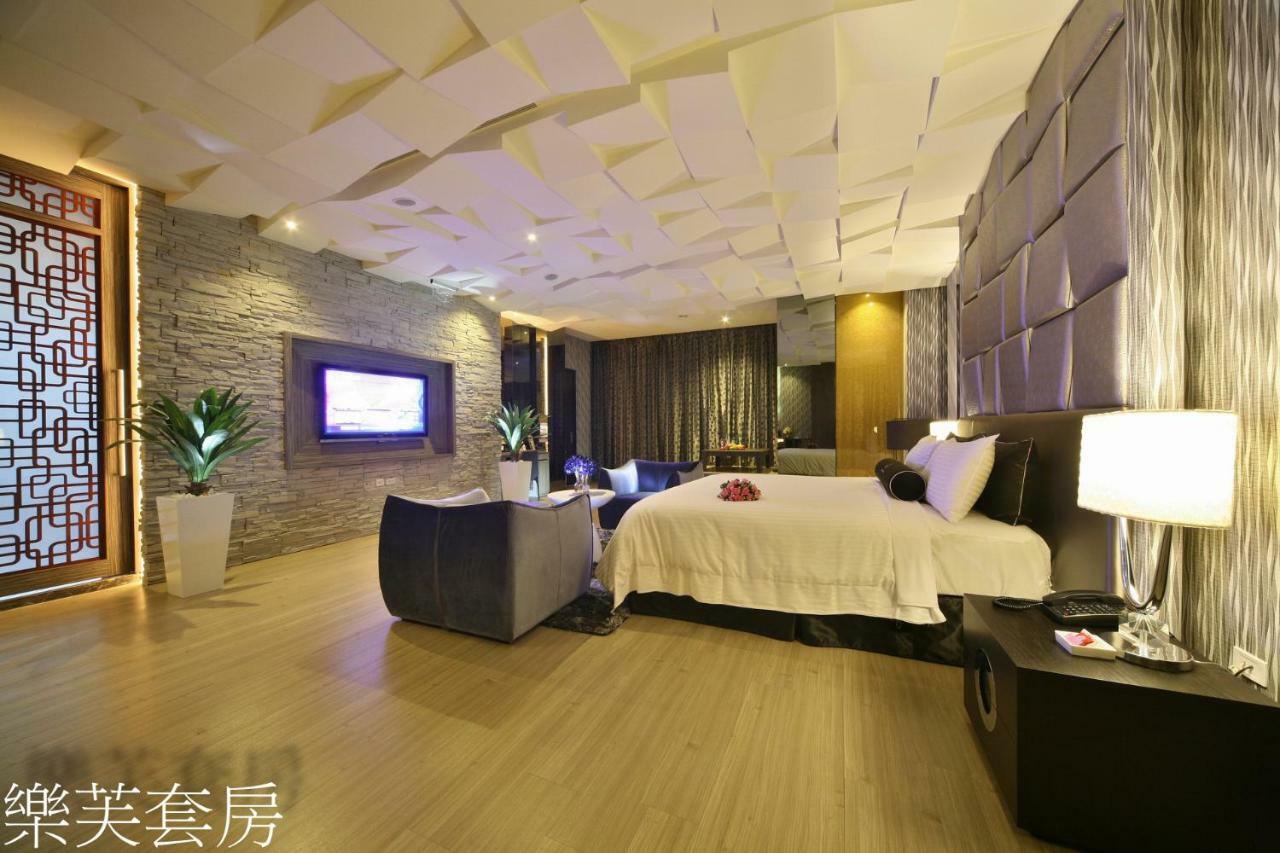 Doule Motel Taichung Eksteriør bilde