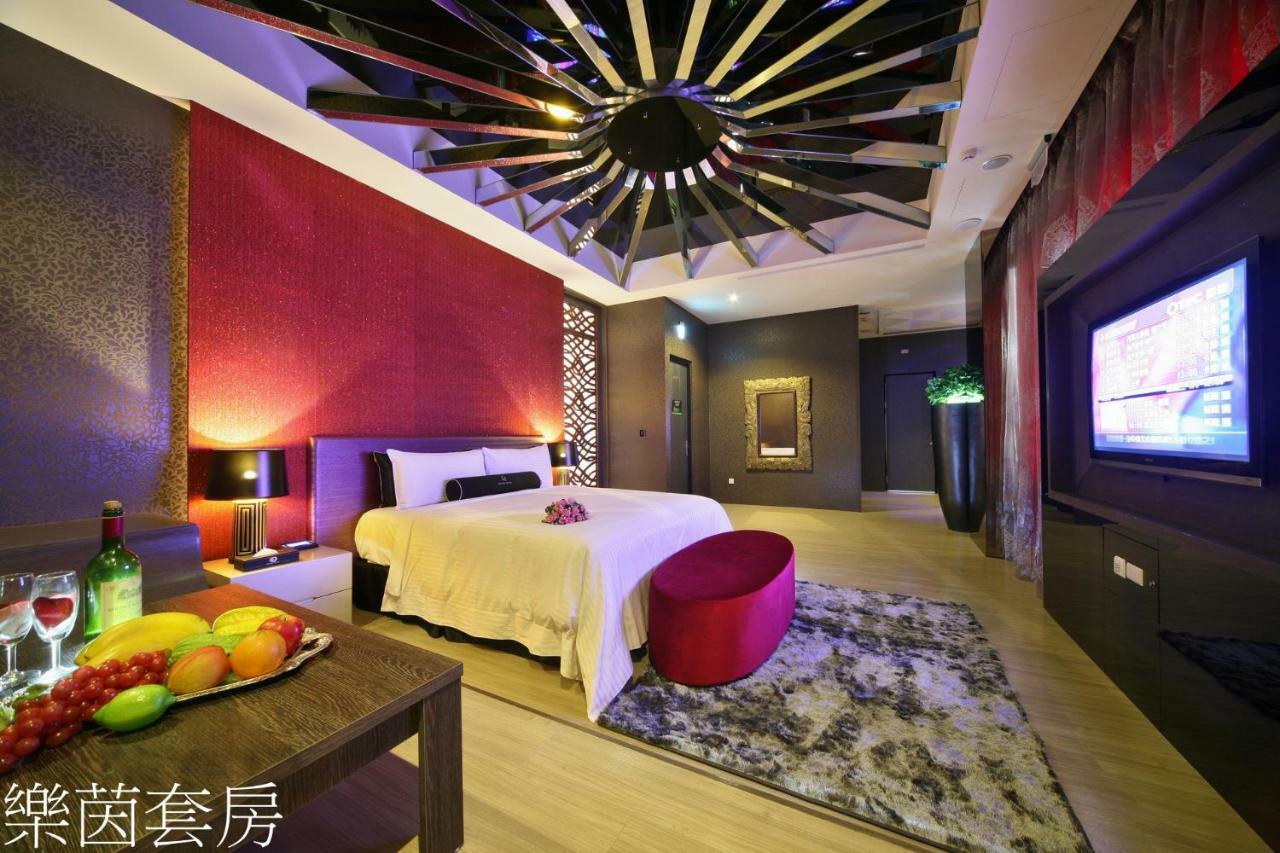 Doule Motel Taichung Eksteriør bilde