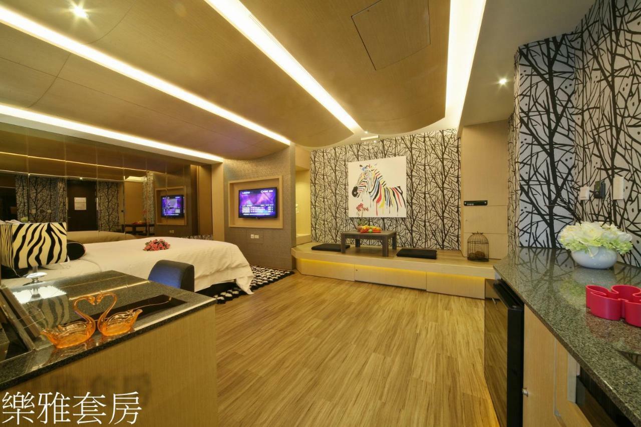 Doule Motel Taichung Eksteriør bilde