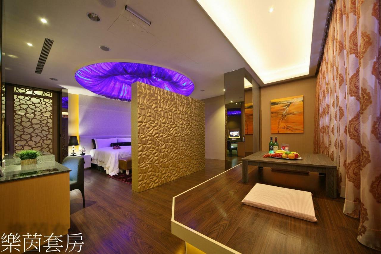 Doule Motel Taichung Eksteriør bilde