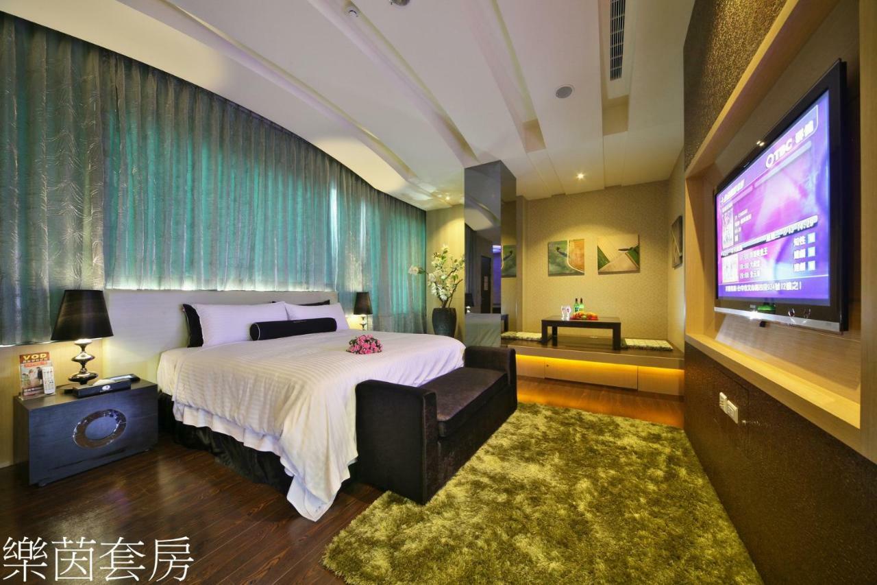 Doule Motel Taichung Eksteriør bilde