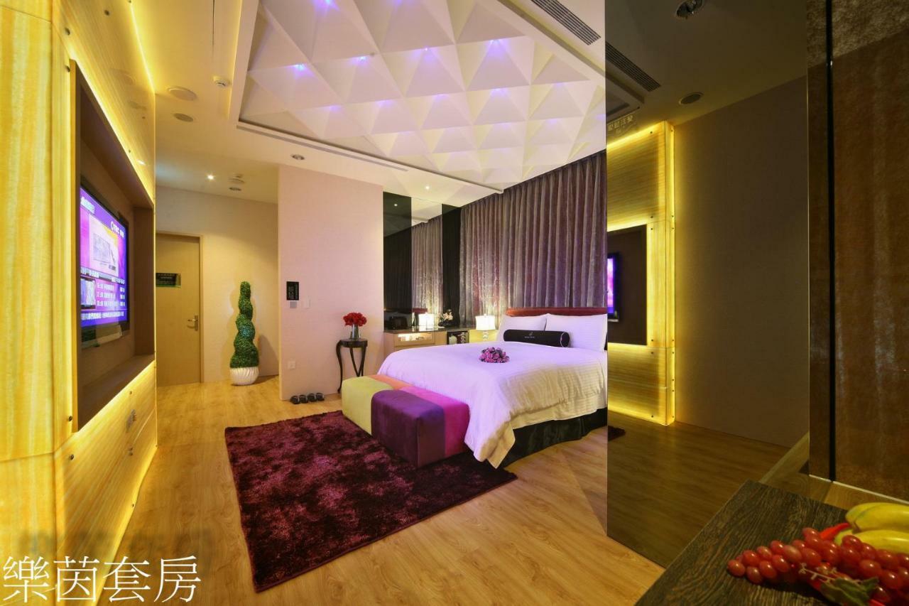 Doule Motel Taichung Eksteriør bilde