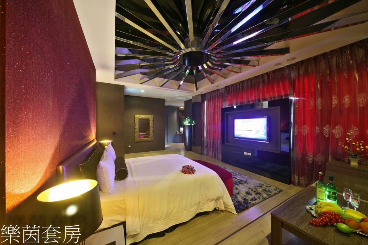 Doule Motel Taichung Eksteriør bilde