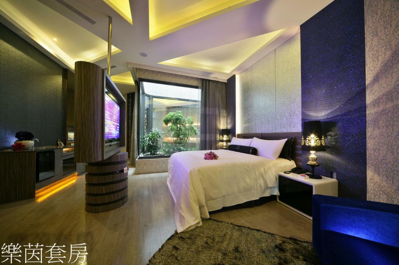 Doule Motel Taichung Eksteriør bilde